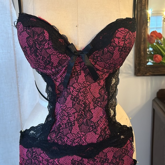 Hot Pink & Black boy short & bra bodysuit by Native Intimates. Size 36 C - Picture 2 of 12